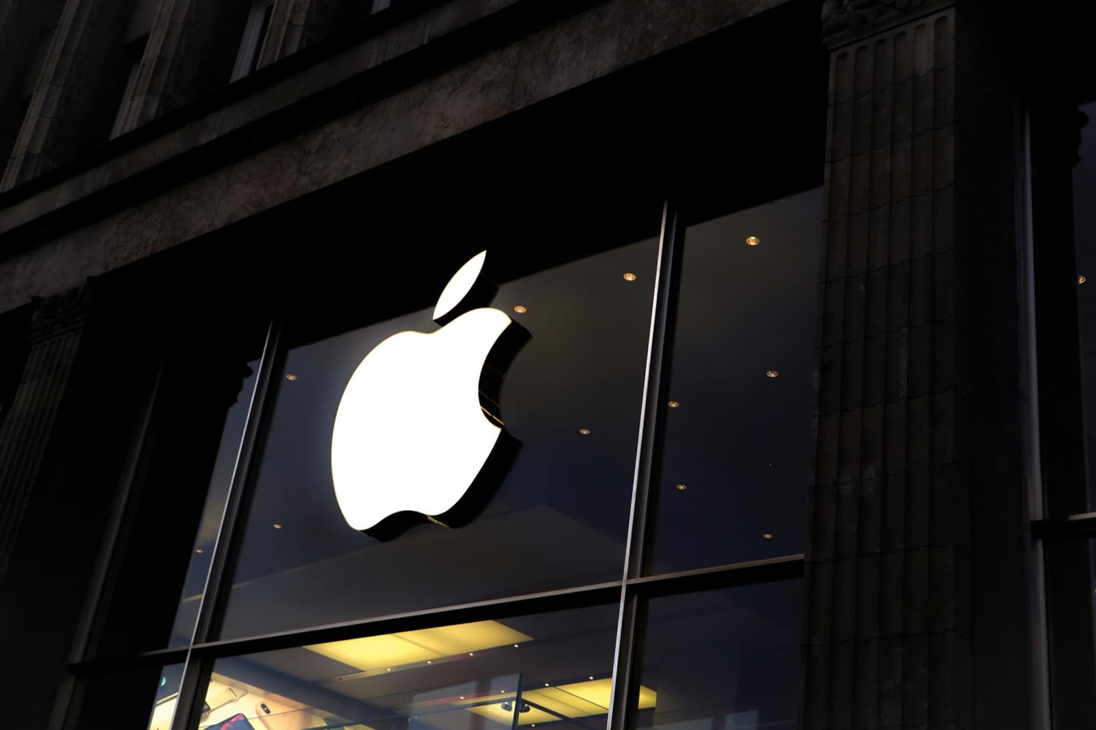A marca Apple em destaque